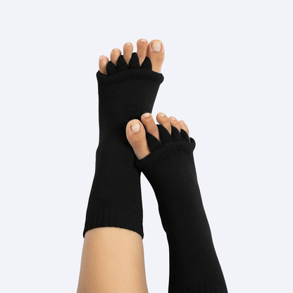 Comfortable Toe Spreader Socks for Hallux Valgus Relief, Better Circulation & Reduced Swelling – At Home or Overnight 🦶🌙💆‍♀️💫